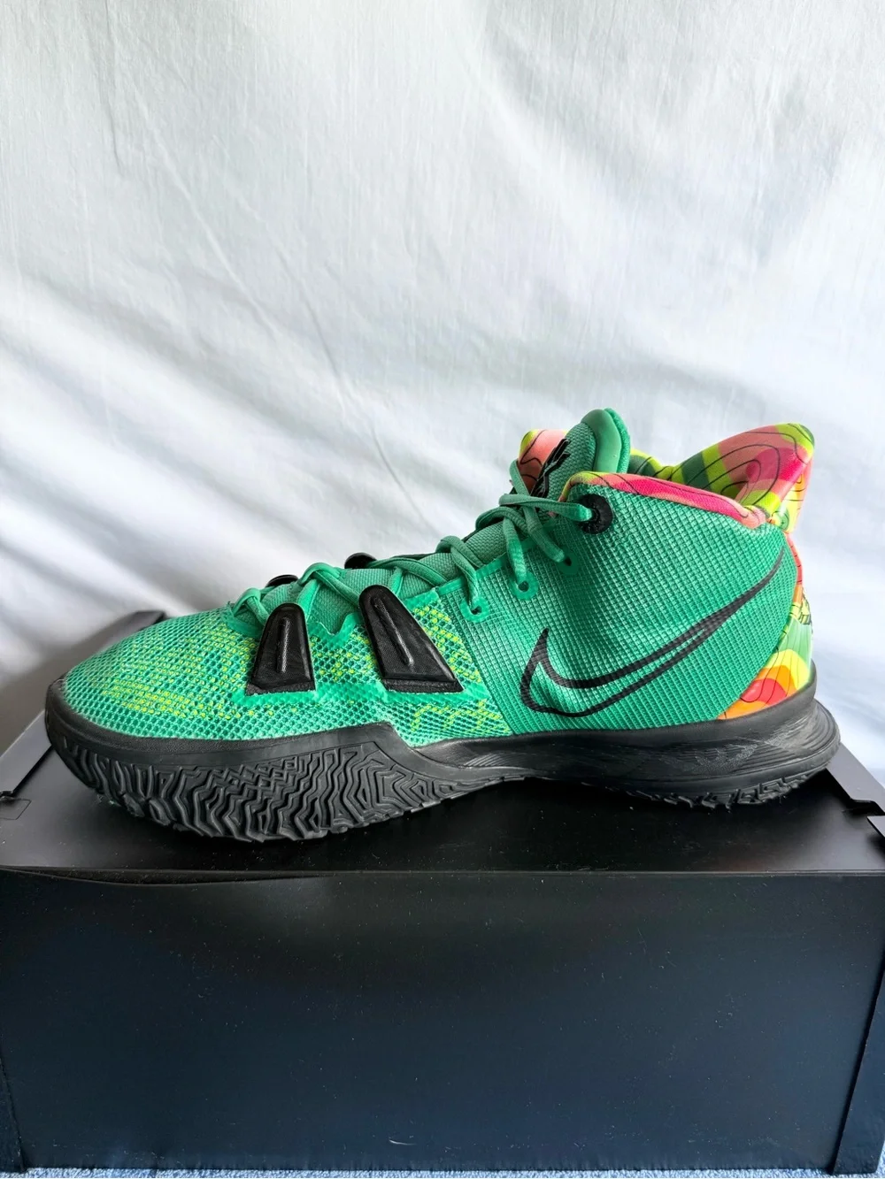 Nike authentic kyrie